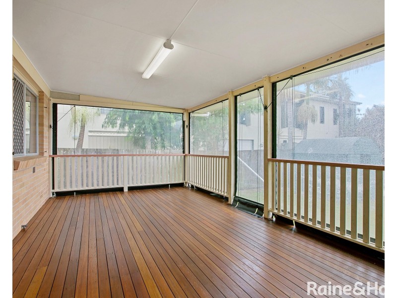29 GYMPIE ROAD, Tin Can Bay QLD 4580