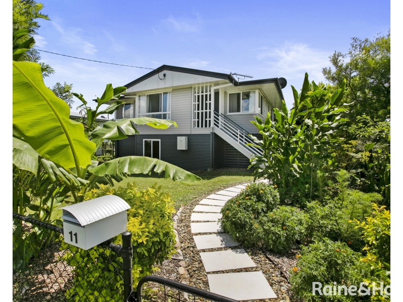 11 Tailor Street, Tin Can Bay QLD 4580