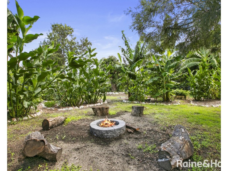 11 Tailor Street, Tin Can Bay QLD 4580