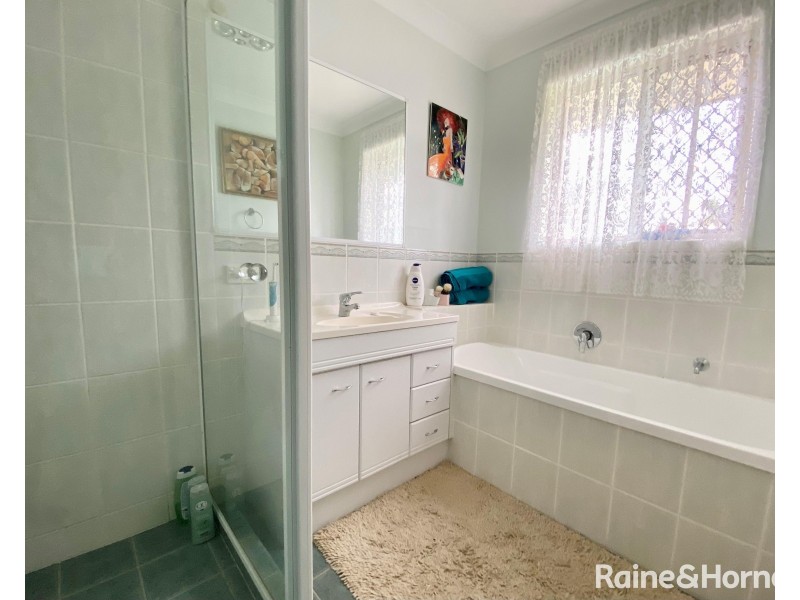 73 Nautilus Drive, Cooloola Cove QLD 4580
