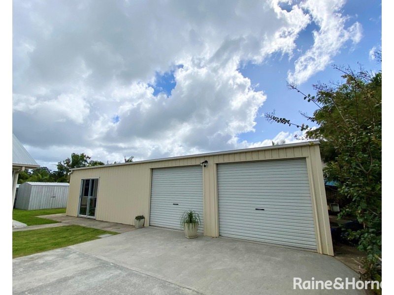31 Canberra Ave, Cooloola Cove QLD 4580