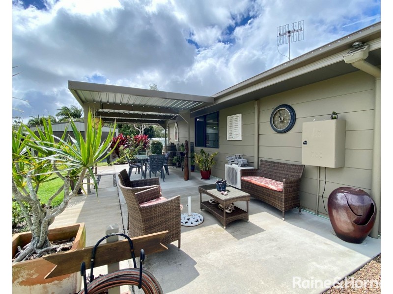 4 Ark Royal Drive, Cooloola Cove QLD 4580