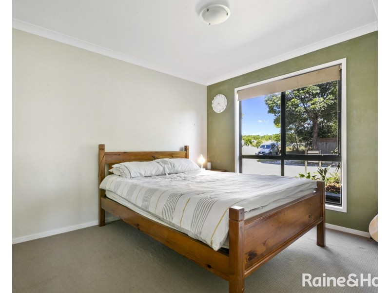 13 Lomandra Avenue, Cooloola Cove QLD 4580