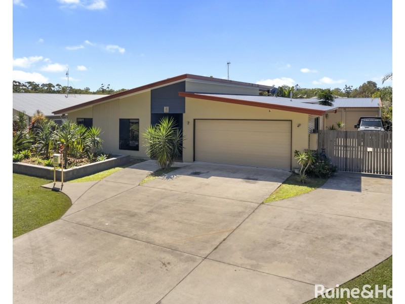 13 Lomandra Avenue, Cooloola Cove QLD 4580