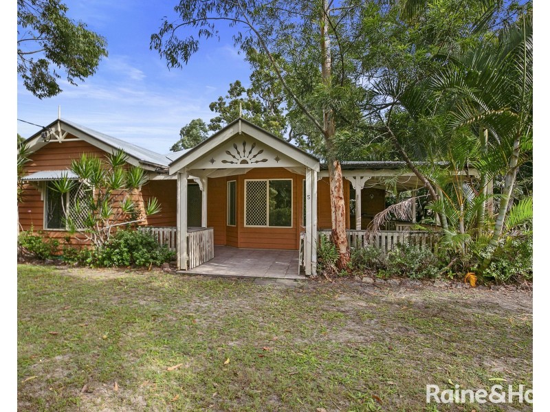 5 Beagle Avenue, Cooloola Cove QLD 4580