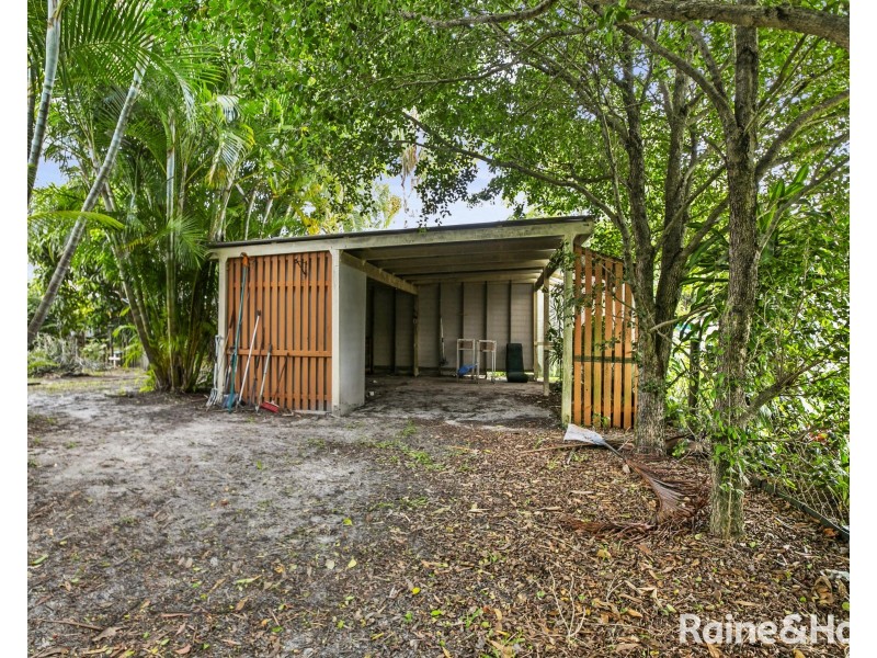 5 Beagle Avenue, Cooloola Cove QLD 4580