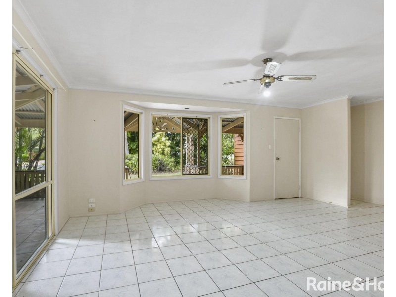 5 Beagle Avenue, Cooloola Cove QLD 4580