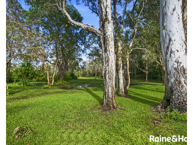 98 Toolara Road, Tin Can Bay QLD 4580