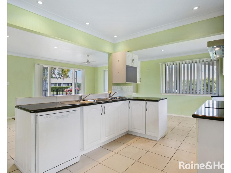 53 Golden Hind Avenue, Cooloola Cove QLD 4580