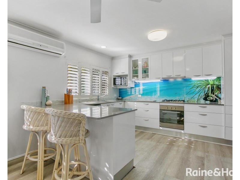 23 Oyster Parade, Tin Can Bay QLD 4580