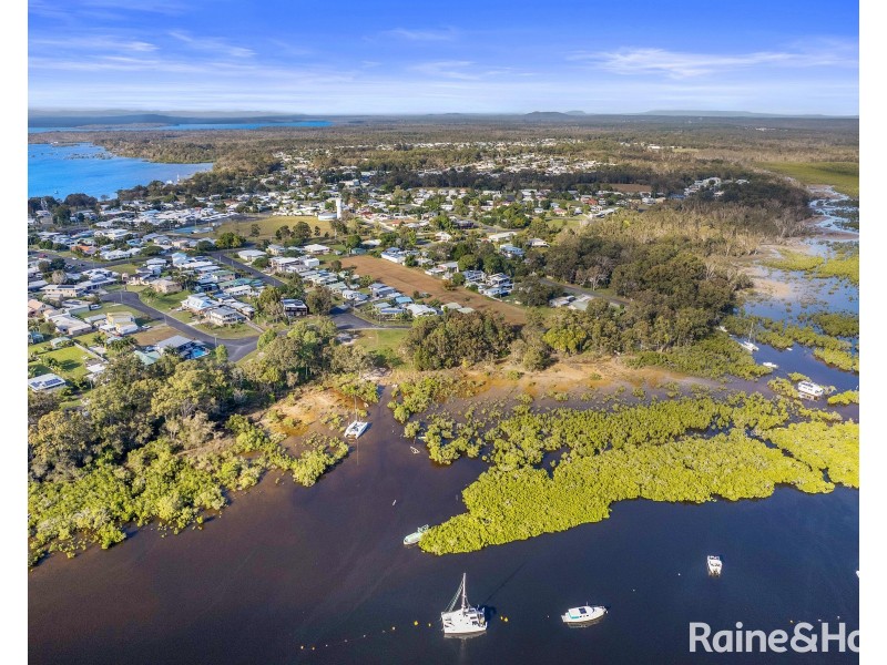 23 Oyster Parade, Tin Can Bay QLD 4580