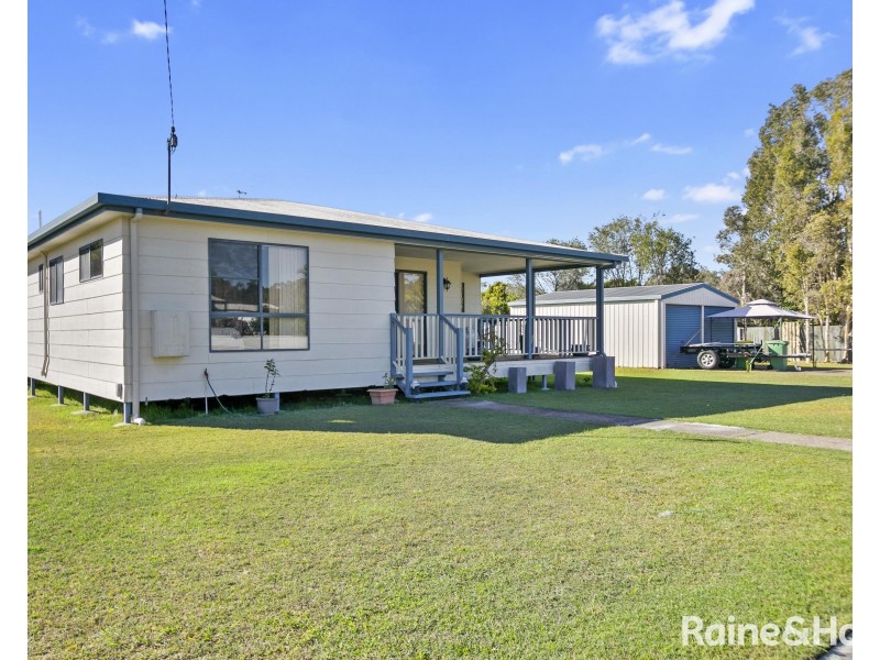 35 Nautilus Drive, Cooloola Cove QLD 4580