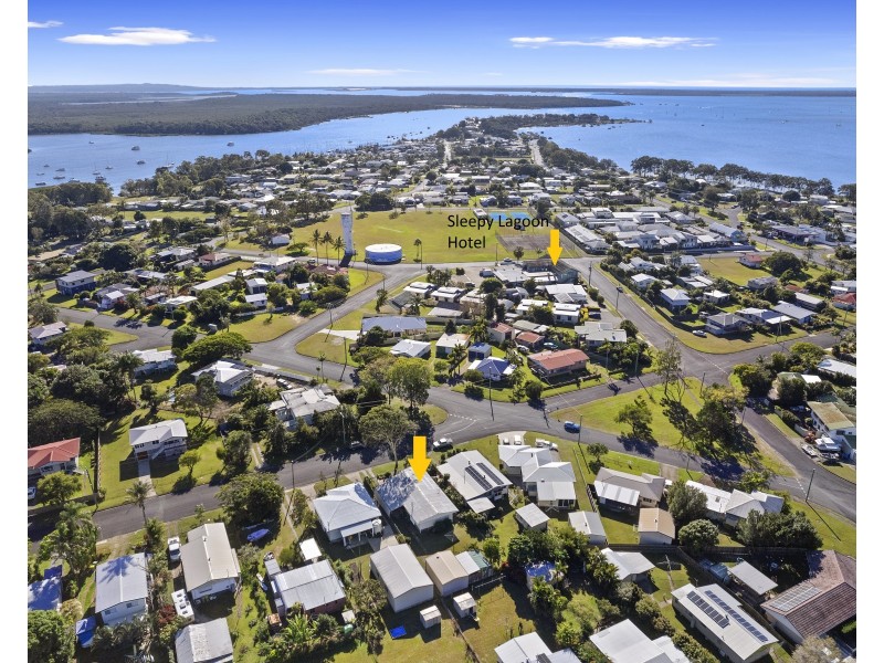 30 Tailor Street, Tin Can Bay QLD 4580