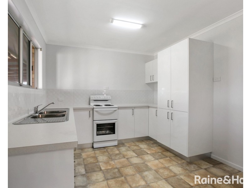 72 Gympie Road, Tin Can Bay QLD 4580