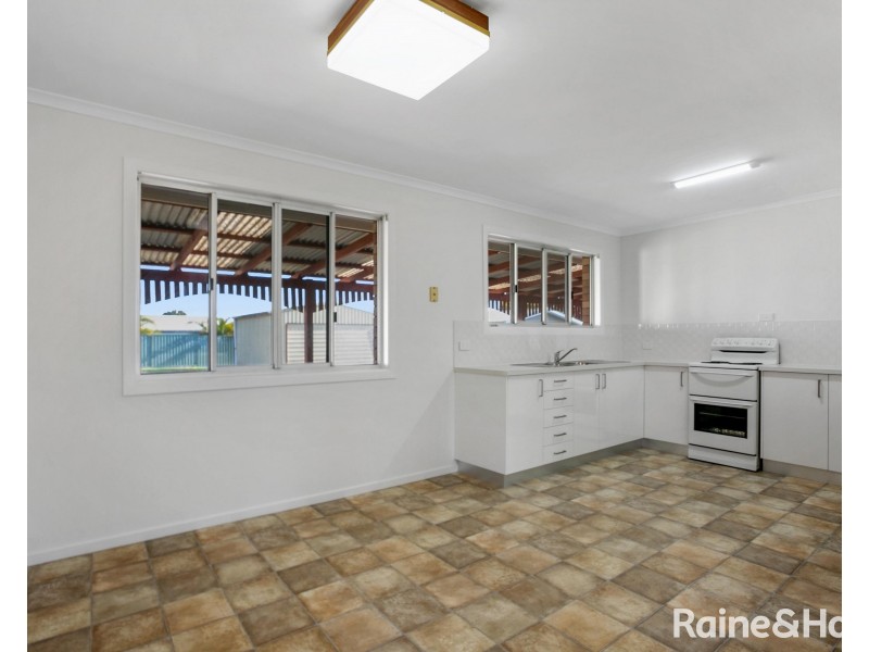 72 Gympie Road, Tin Can Bay QLD 4580