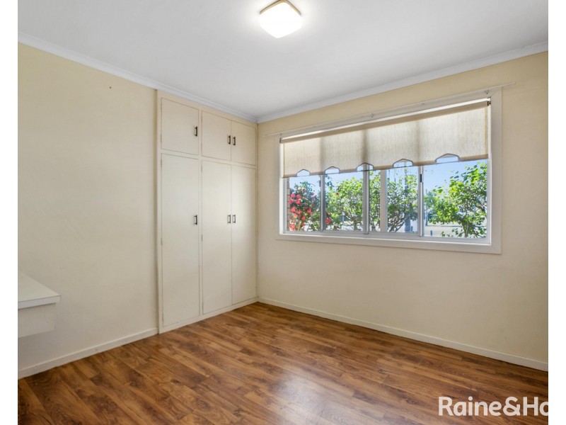 72 Gympie Road, Tin Can Bay QLD 4580