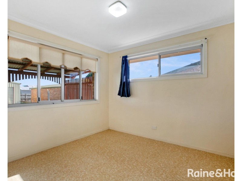 72 Gympie Road, Tin Can Bay QLD 4580