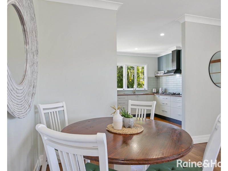 21 Ark Royal Drive, Cooloola Cove QLD 4580