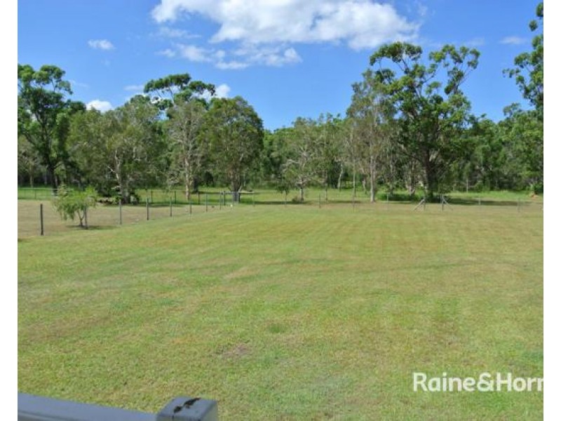 21 Santa Maria, Cooloola Cove QLD 4580