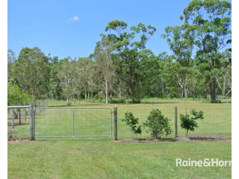 21 Santa Maria, Cooloola Cove QLD 4580