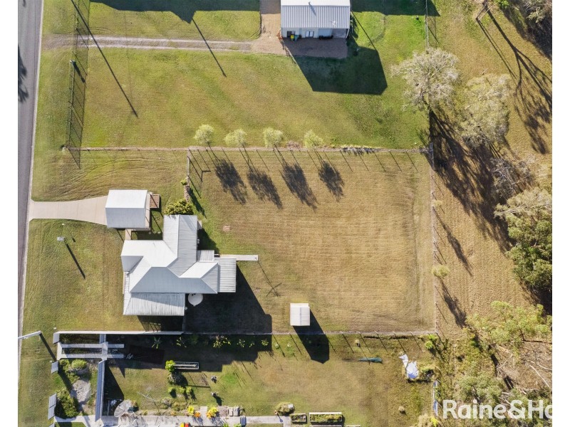 21 Santa Maria, Cooloola Cove QLD 4580