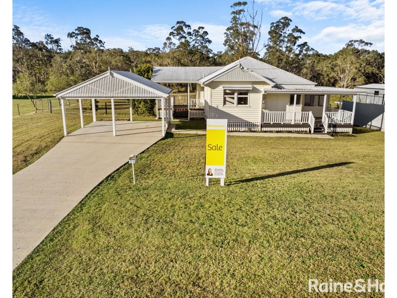 21 Santa Maria, Cooloola Cove QLD 4580