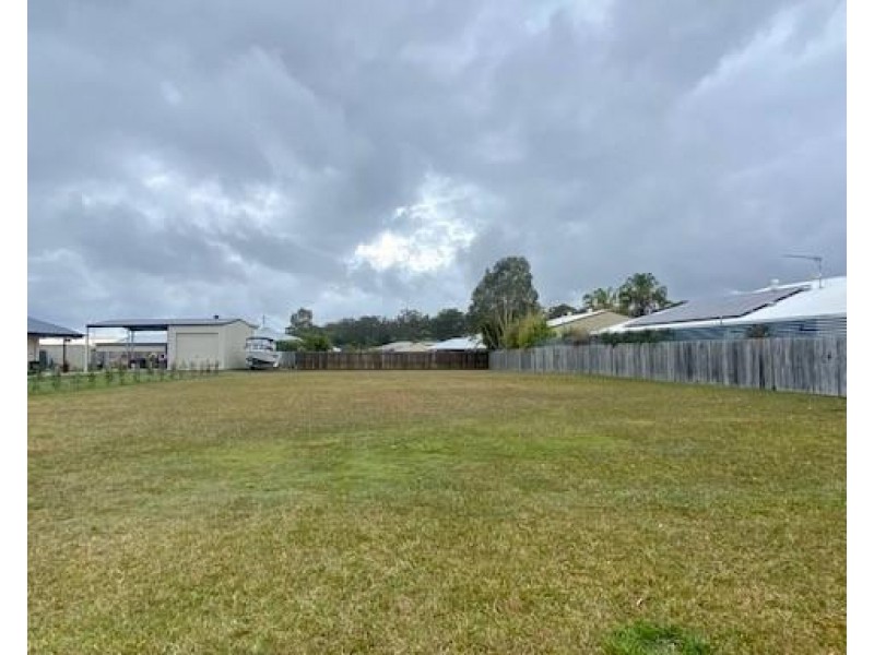 68 Fyshburn Drive, Cooloola Cove QLD 4580