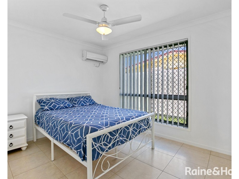64 Gympie Road, Tin Can Bay QLD 4580