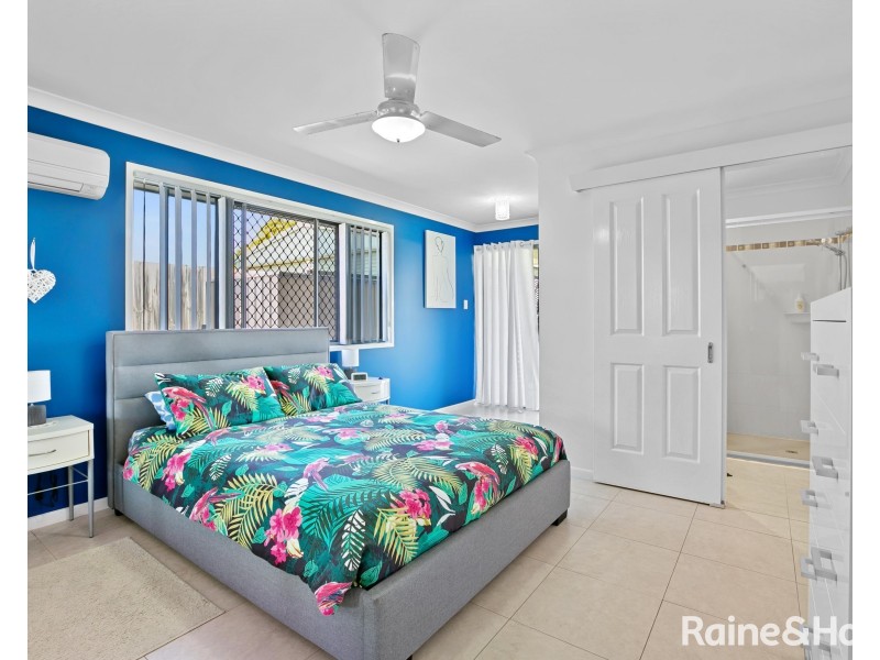 64 Gympie Road, Tin Can Bay QLD 4580