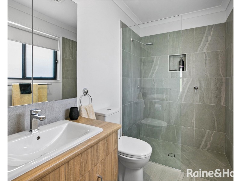 8 Habitat Circuit, Cooloola Cove QLD 4580
