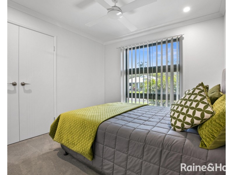 8 Habitat Circuit, Cooloola Cove QLD 4580