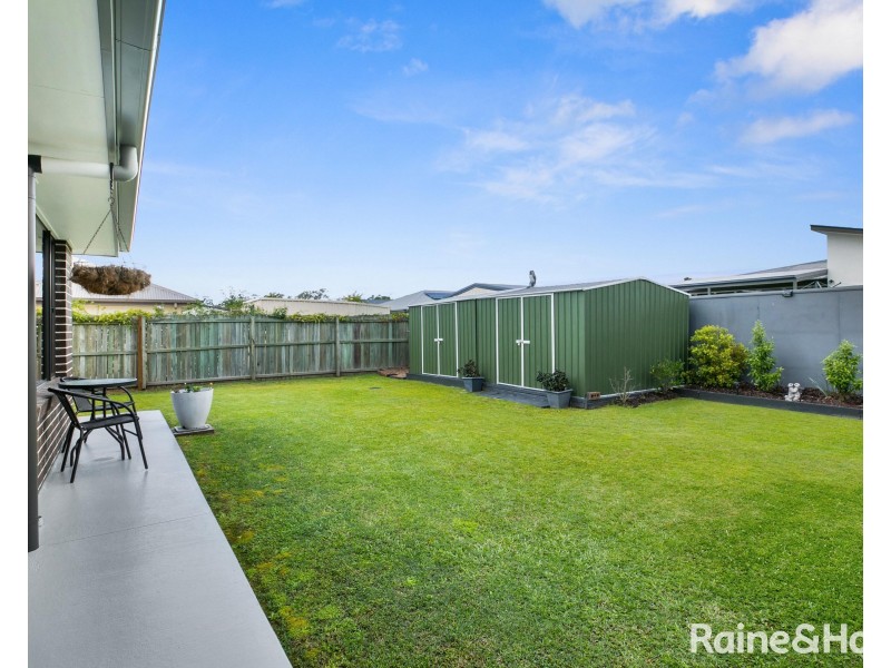 8 Habitat Circuit, Cooloola Cove QLD 4580