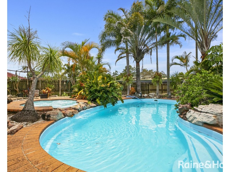 7 Parrot Street, Tin Can Bay QLD 4580