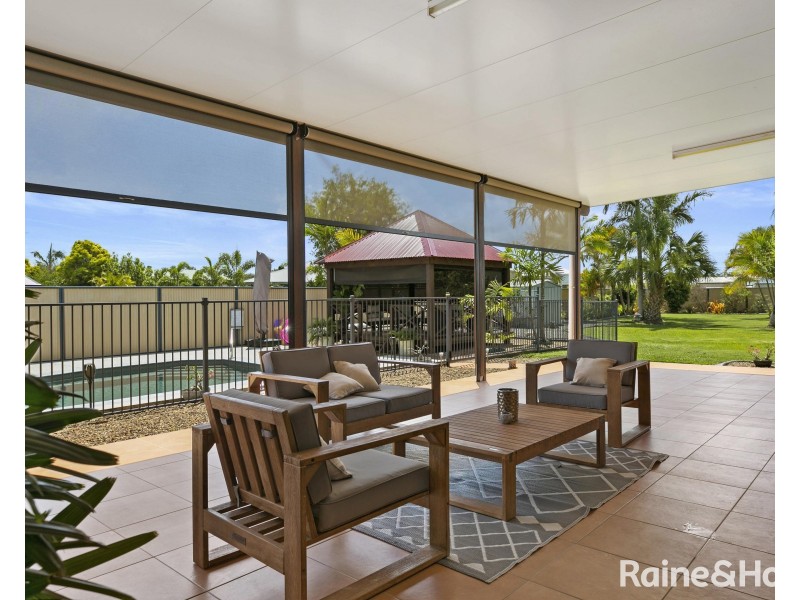4 Canberra Avenue, Cooloola Cove QLD 4580