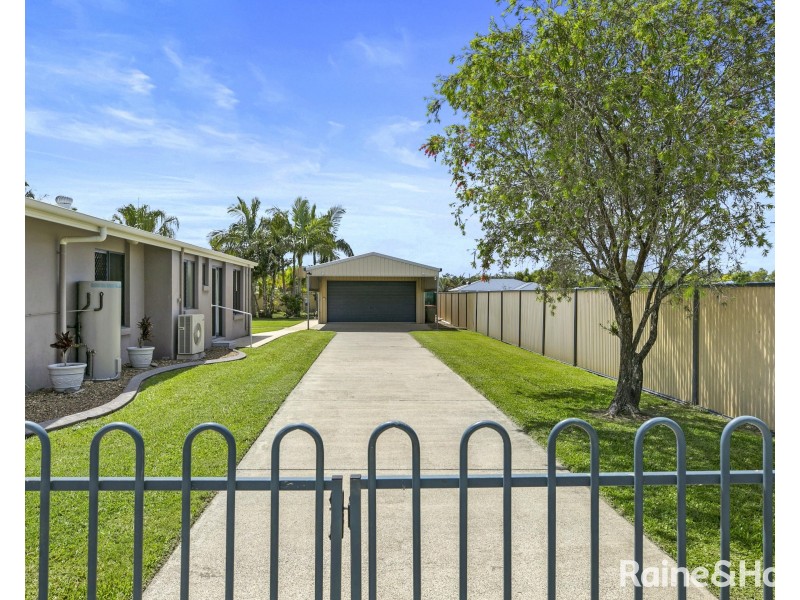 4 Canberra Avenue, Cooloola Cove QLD 4580