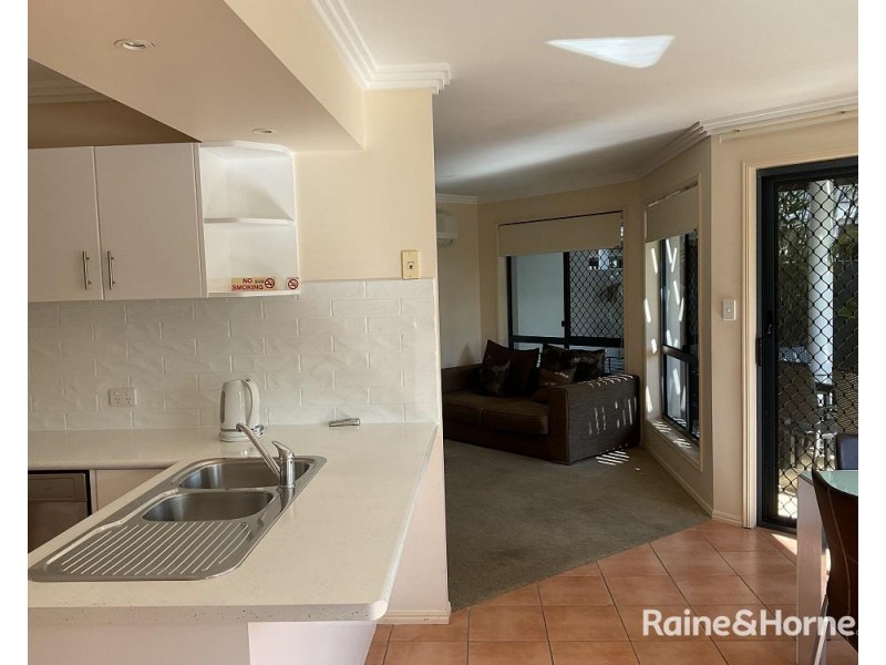 28/33 Elizabeth Street, Urangan QLD 4655