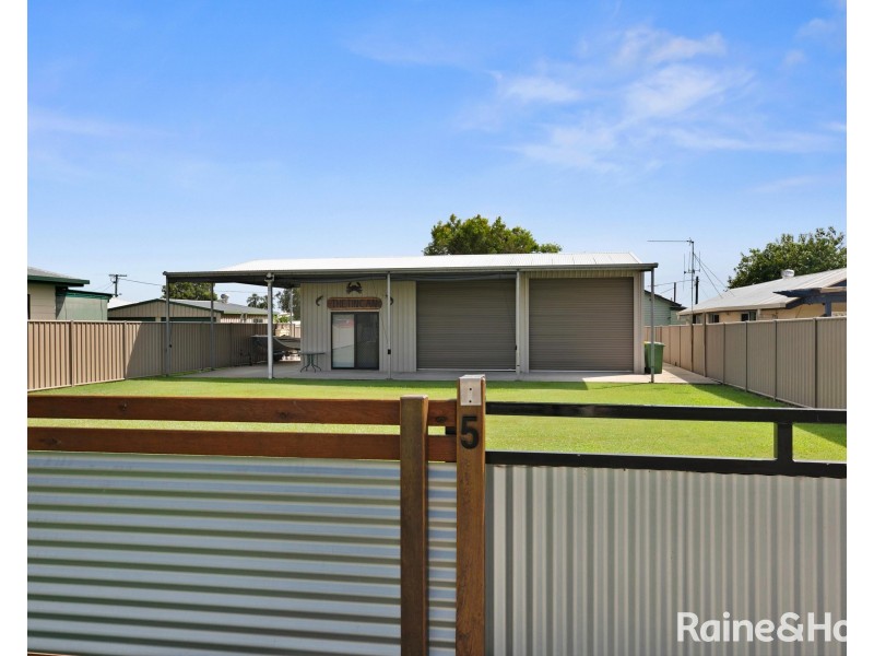 5 Buchanan Avenue, Tin Can Bay QLD 4580
