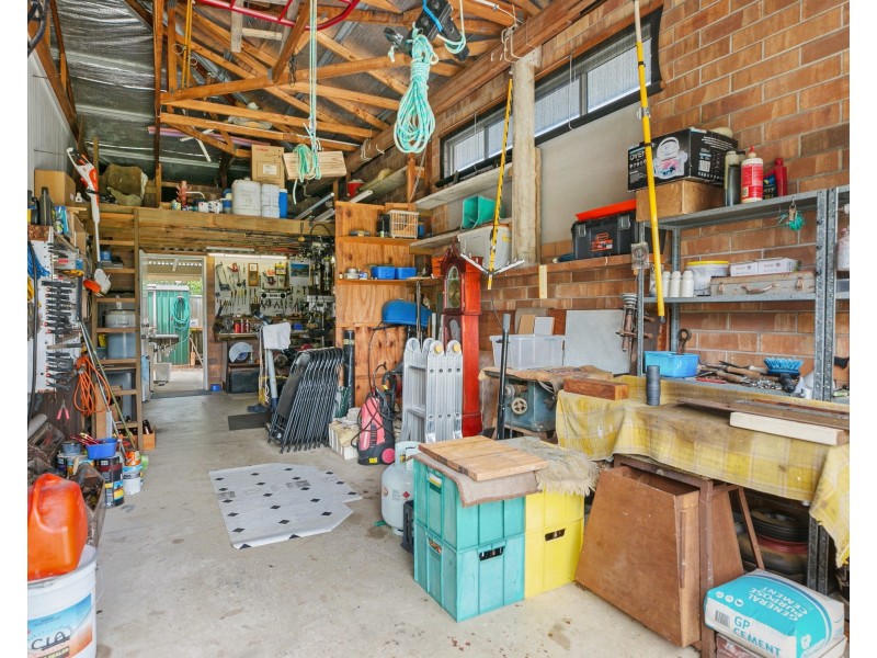 189 Gympie Road, Tin Can Bay QLD 4580