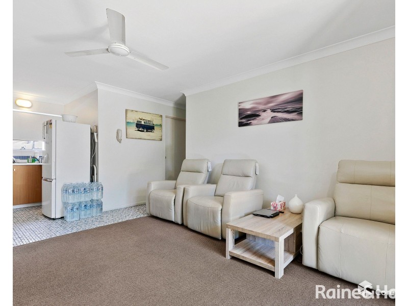 7/13-15 Ann Street, Torquay QLD 4655