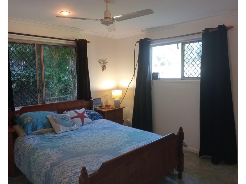 8 Boronia Drive, Tinnanbar QLD 4650