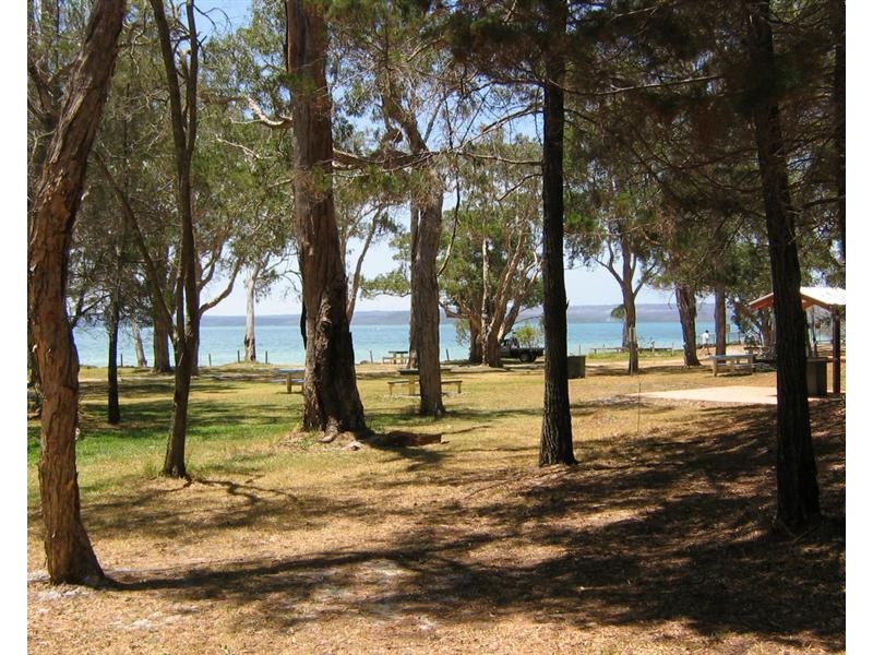 8 Boronia Drive, Tinnanbar QLD 4650