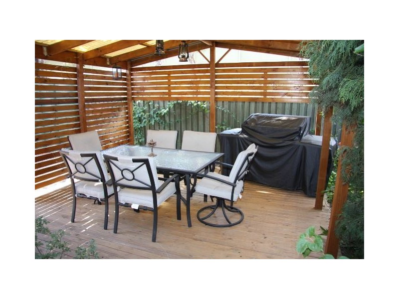 Wattle Grove NSW 2173