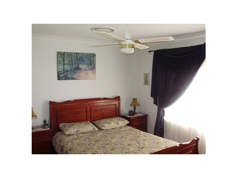 Wattle Grove NSW 2173