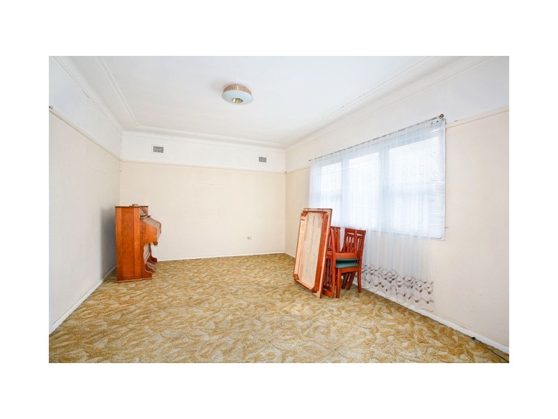 28 Atkinson St, Liverpool NSW 2170