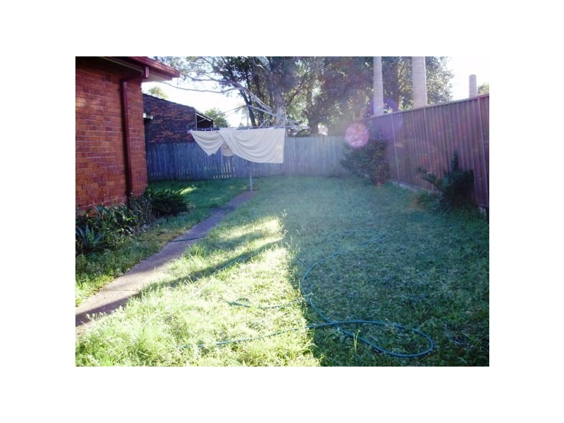 6 Wilkes Ave, Moorebank NSW 2170