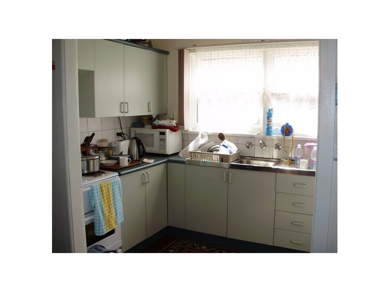 211 Memorial Ave, Liverpool NSW 2170
