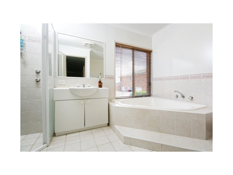 West Hoxton NSW 2171