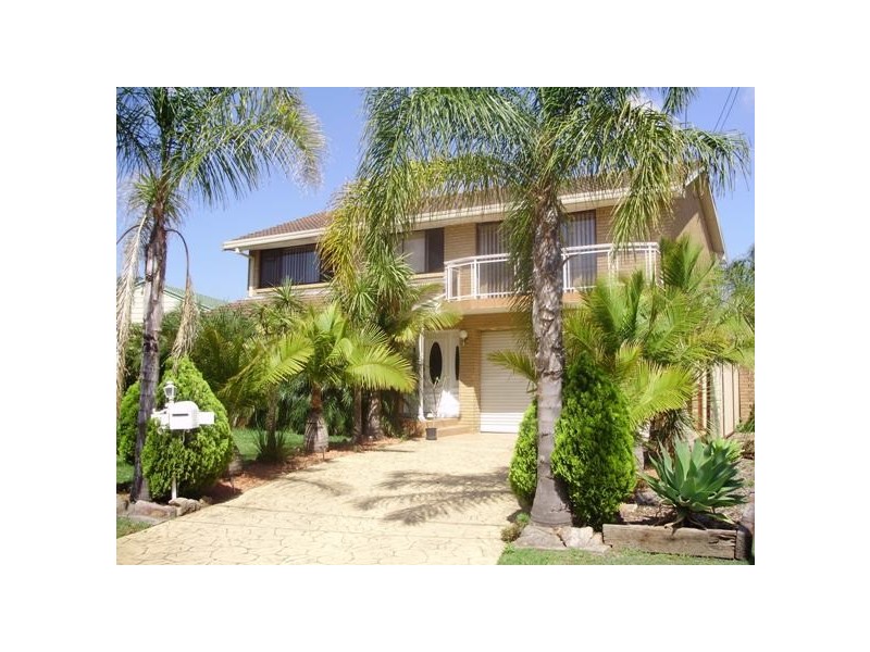 61 Grevillea Cr, Prestons NSW 2170