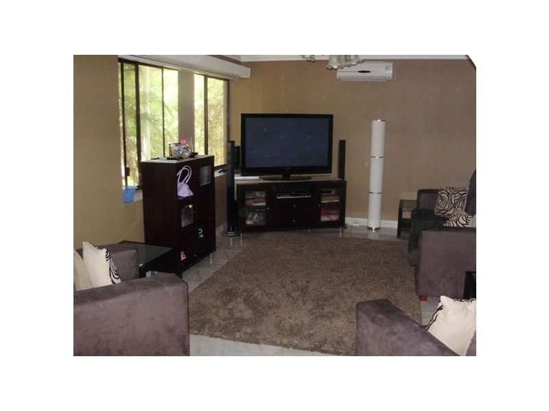 61 Grevillea Cr, Prestons NSW 2170