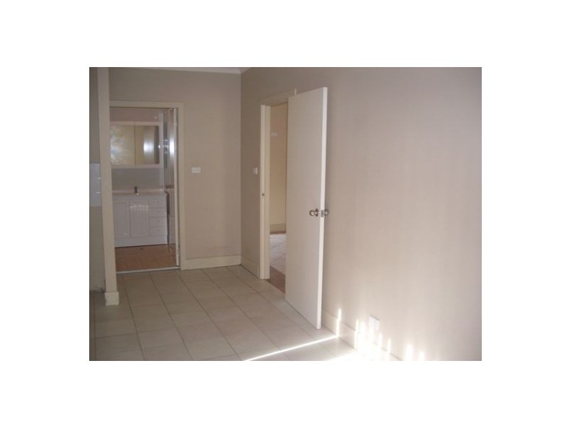 33 Atkinson St, Liverpool NSW 2170